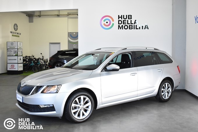 SKODA Octavia 1.5 DSG Wagon Ambition G-Tec